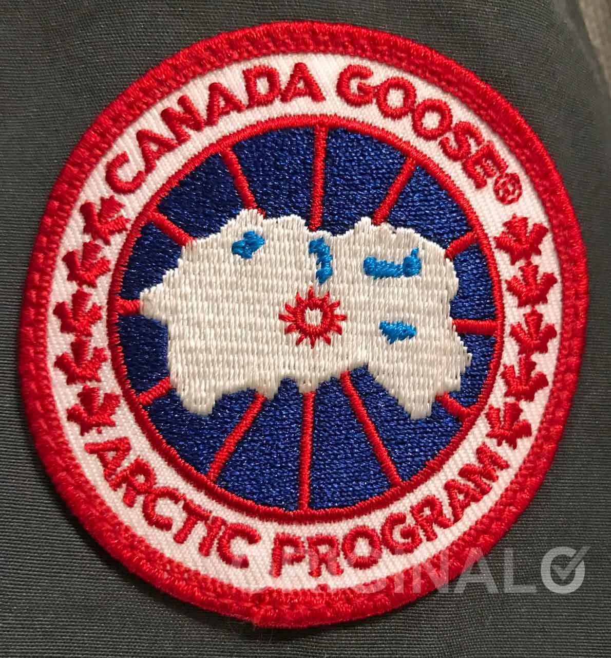 Canada Goose jacket - Best tips to spot a fake!